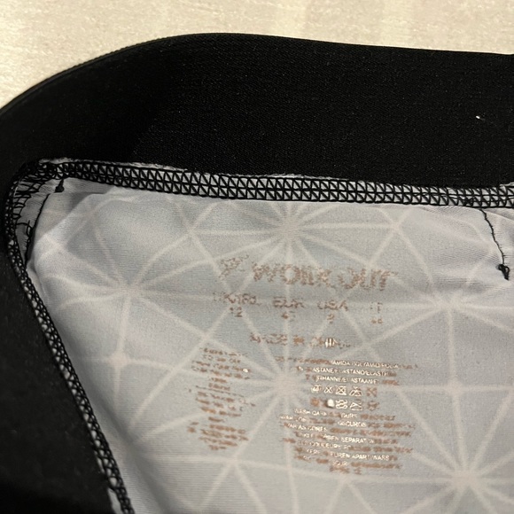 Leggings Size 8 - Picture 2 of 4